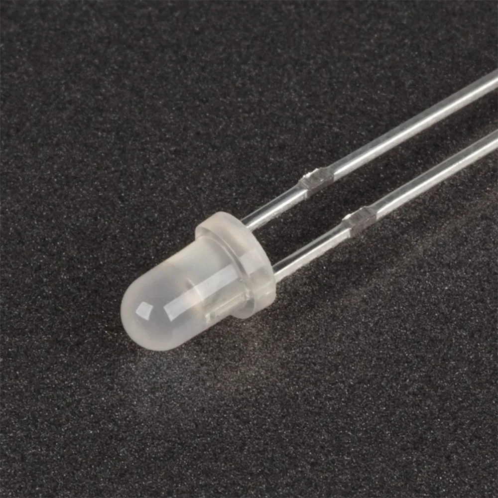 Светодиод ARL2-3514UWW-B (ANR, 3мм (круглый))